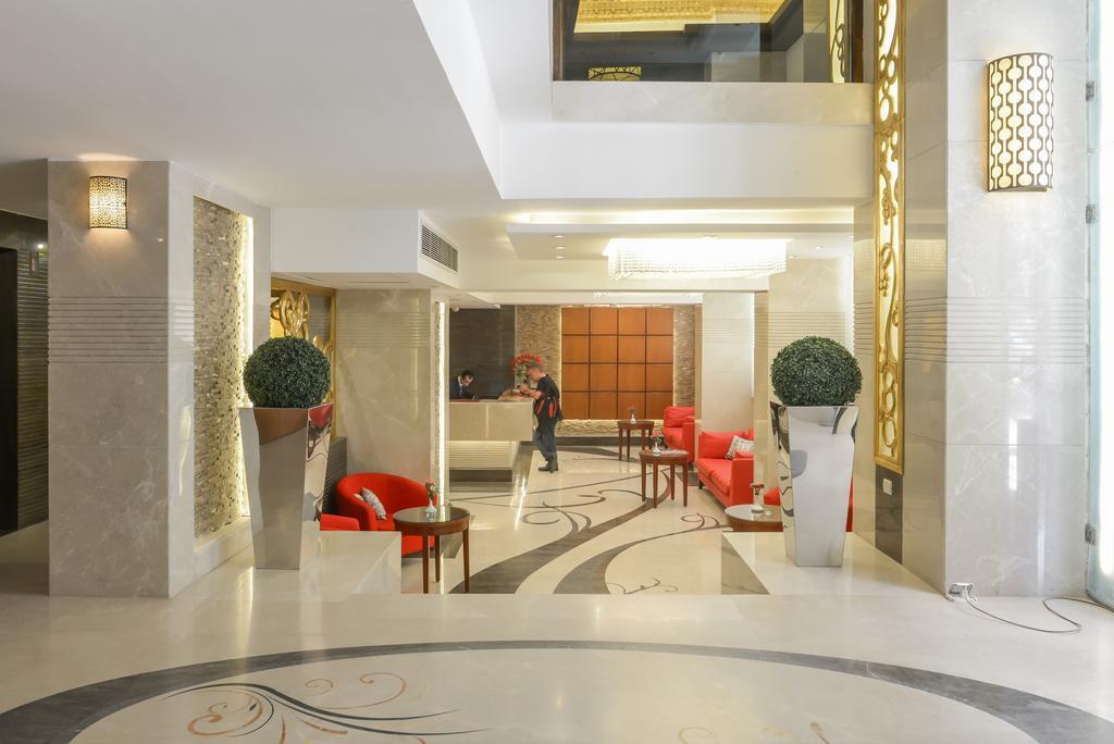Golden Tulip Hotel Flamenco El Cairo Exterior foto