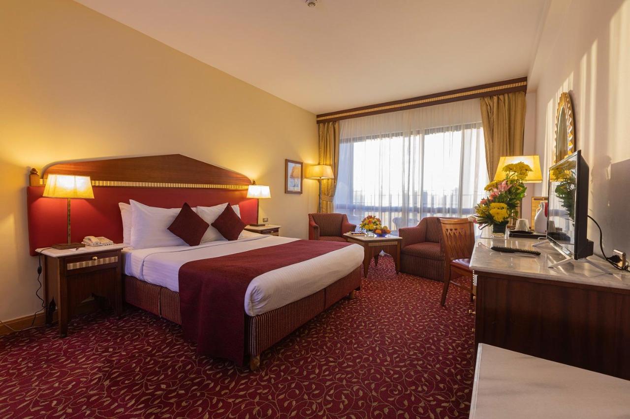 Golden Tulip Hotel Flamenco El Cairo Exterior foto