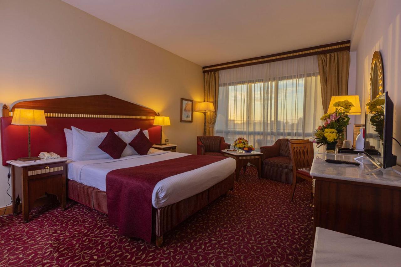 Golden Tulip Hotel Flamenco El Cairo Exterior foto