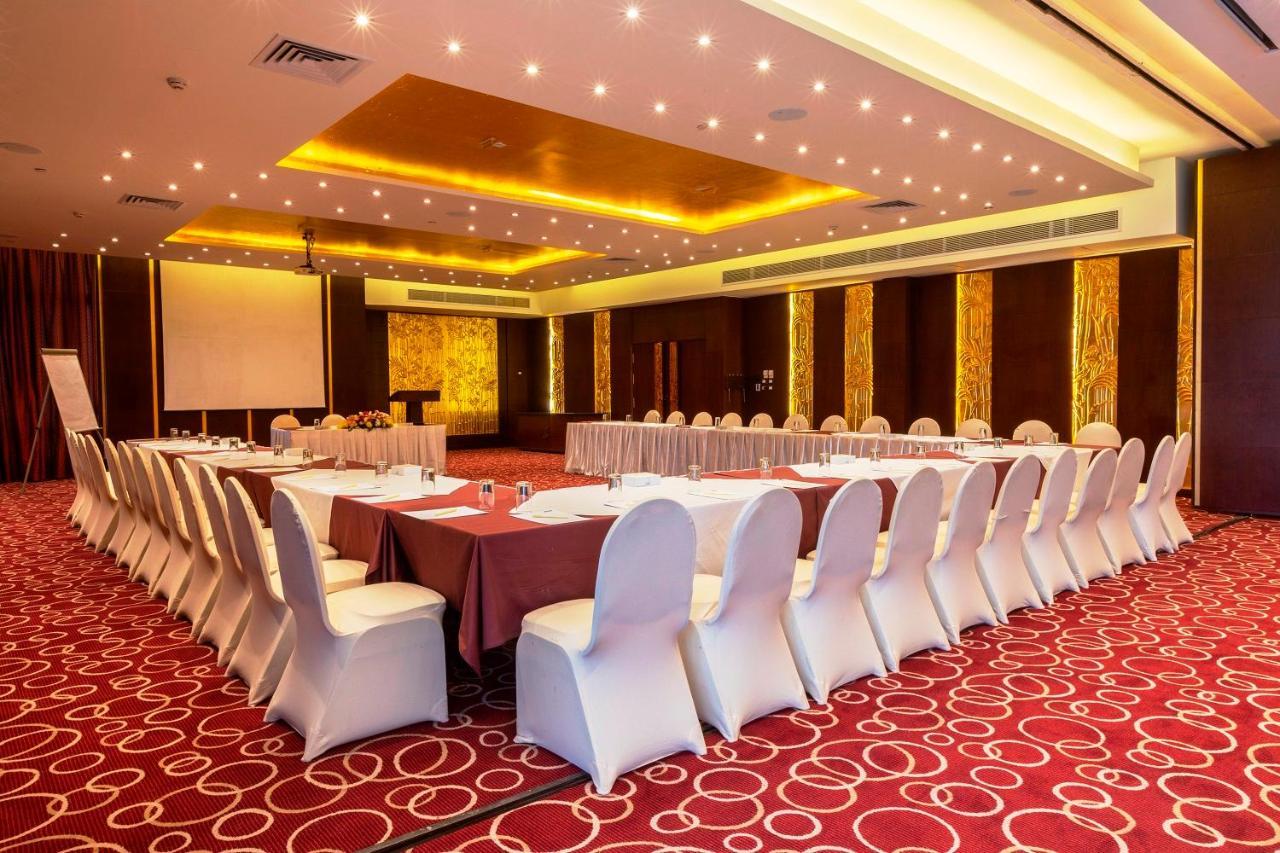 Golden Tulip Hotel Flamenco El Cairo Exterior foto