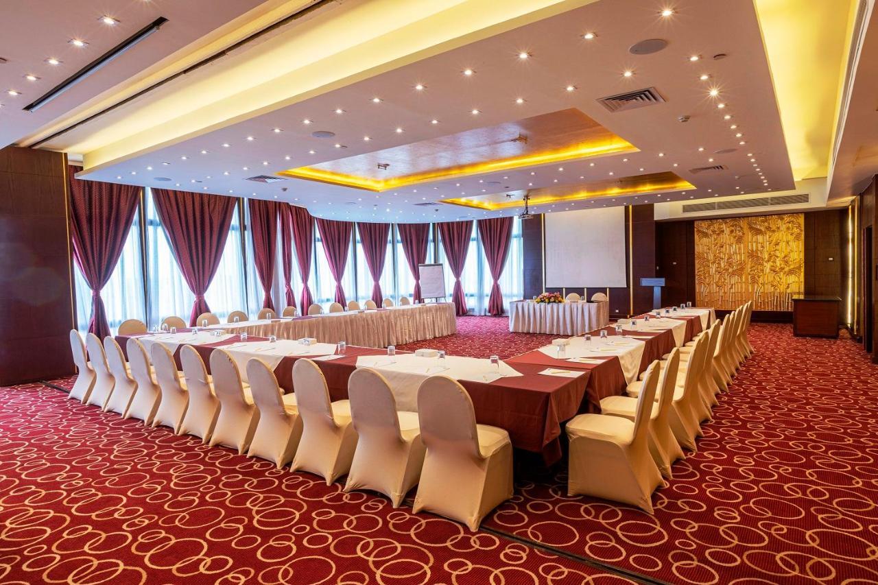 Golden Tulip Hotel Flamenco El Cairo Exterior foto